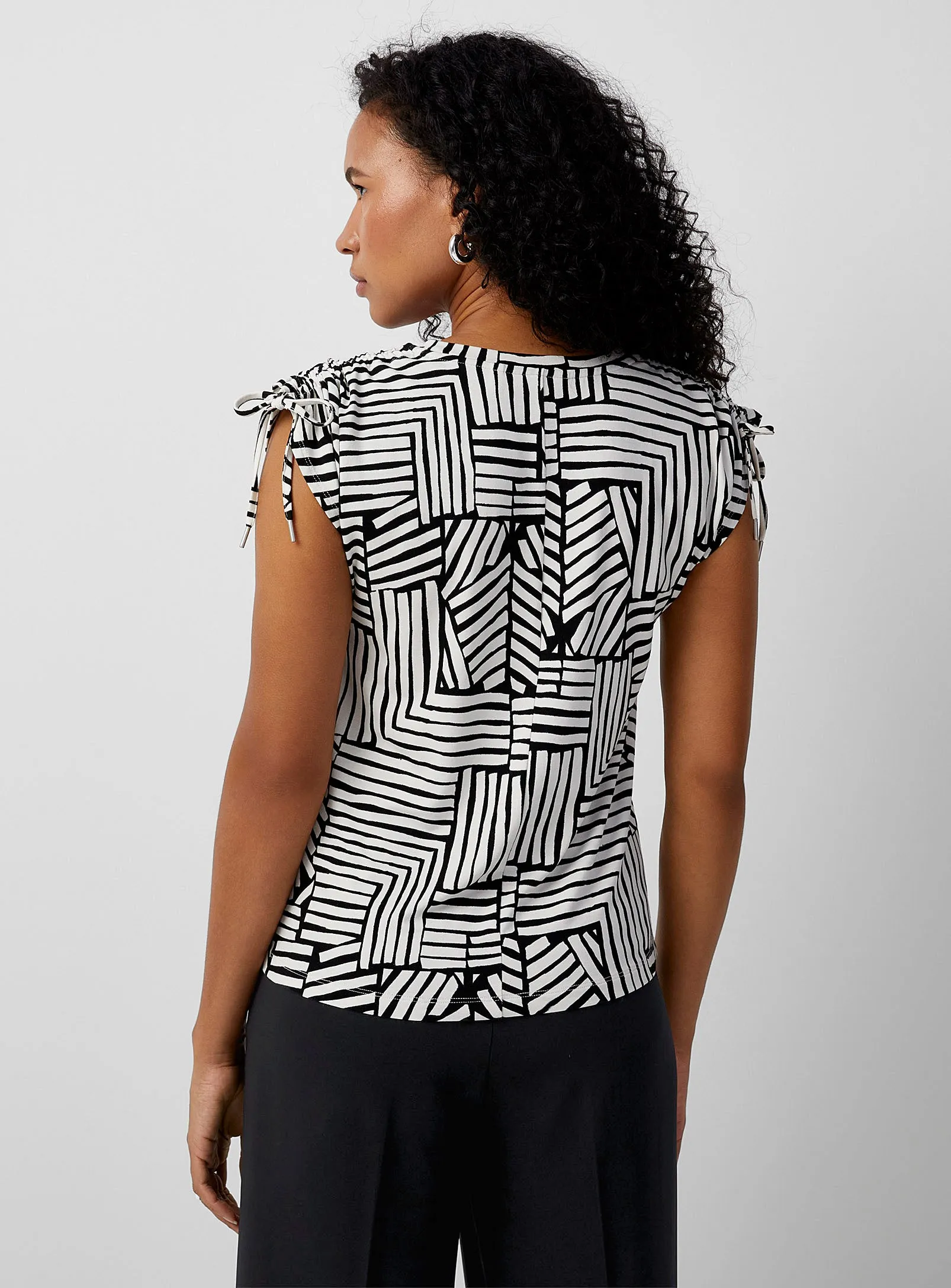 INW30109378 Elja T-Shirt