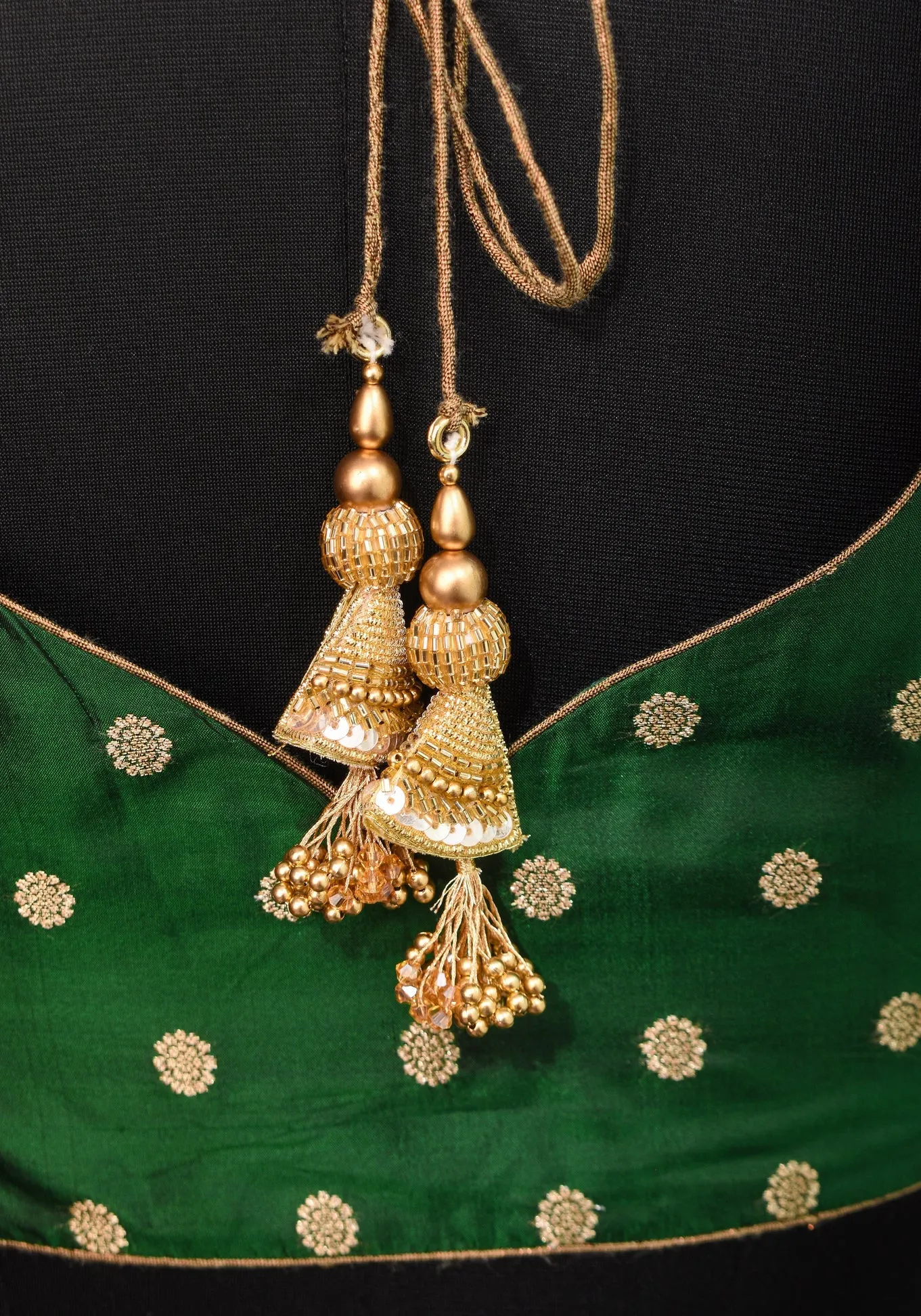 Kanjivaram Pure Silk Blouse in Emerald Green with zari buttas , Mix and match Blouse for saree