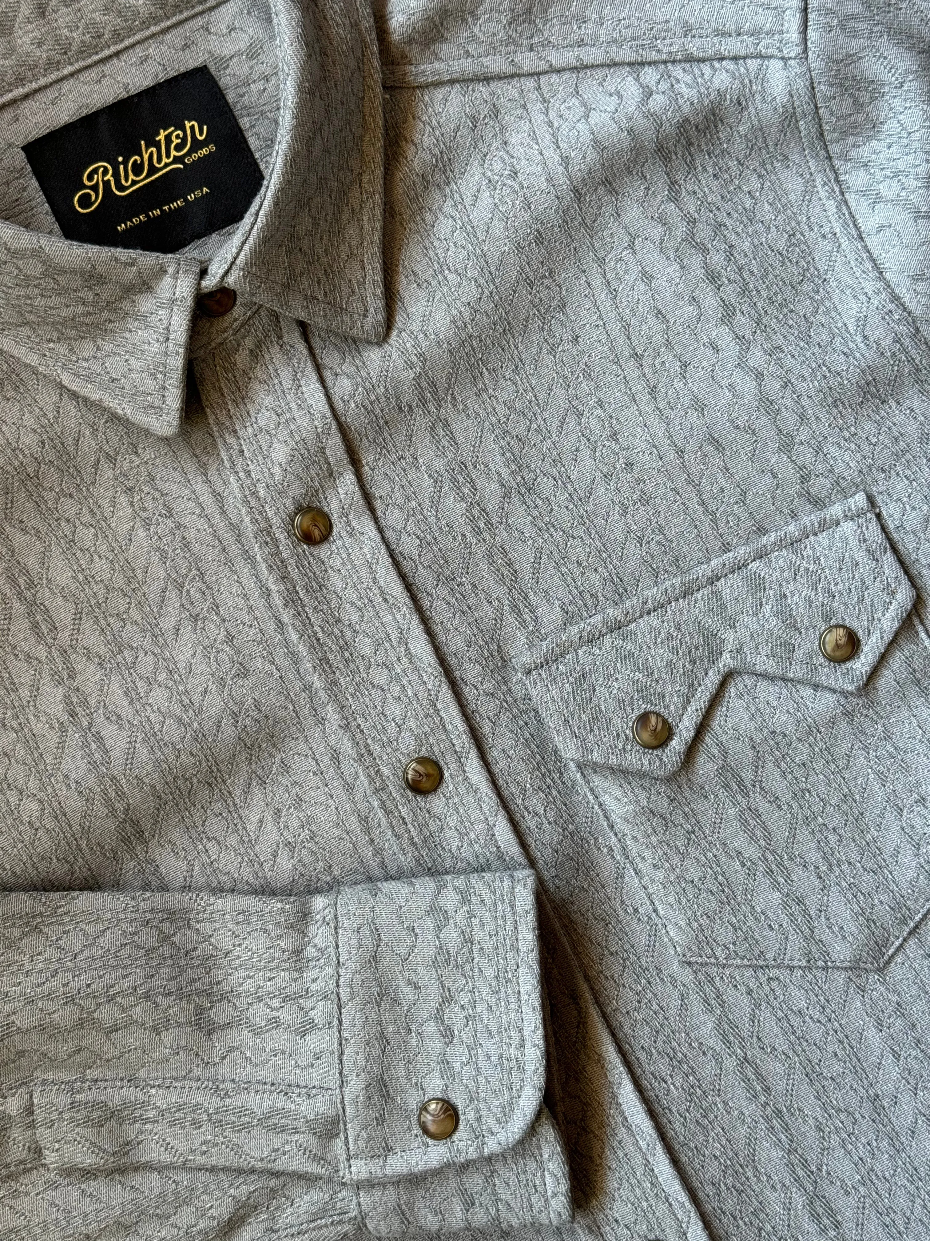 Livingston Cable Jacquard in Grey