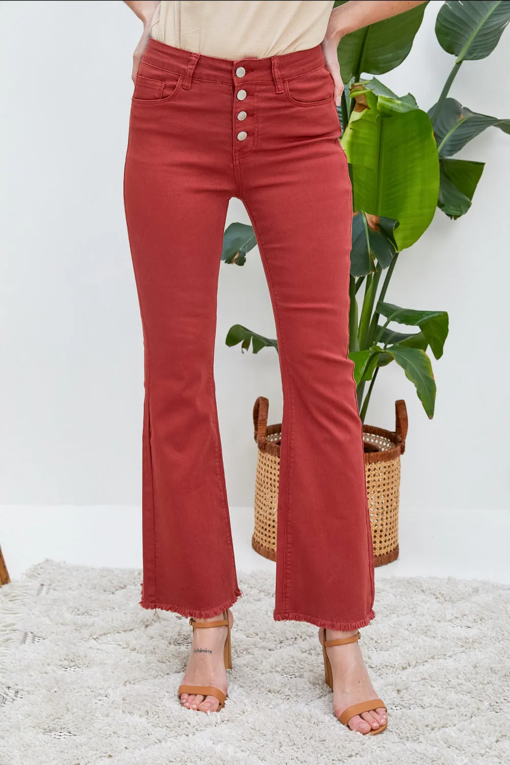 R.Display Flared Trousers with 4 Buttons closure